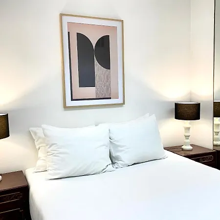 Claude Homes Lisbon Marques *