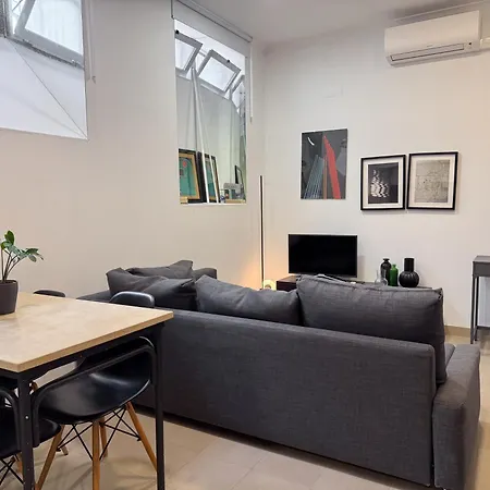 Claude Homes Marques דירה *