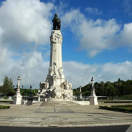 Claude Homes Marques *